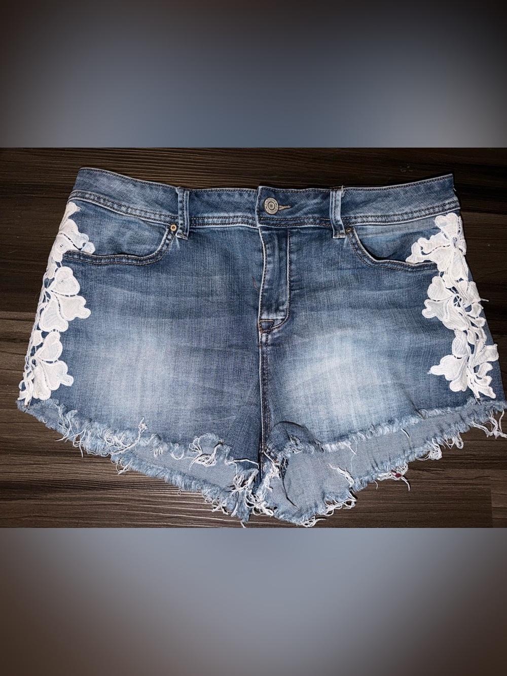Women’s Plus Size Junior 17 denim Jean shorts with lace appliqué